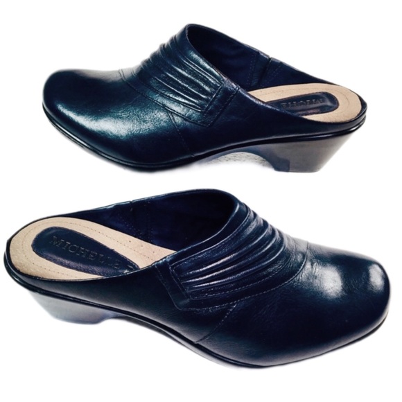 Michelle D Womans Mule Steff Navy Leather Clog 6.5 - Picture 3 of 6